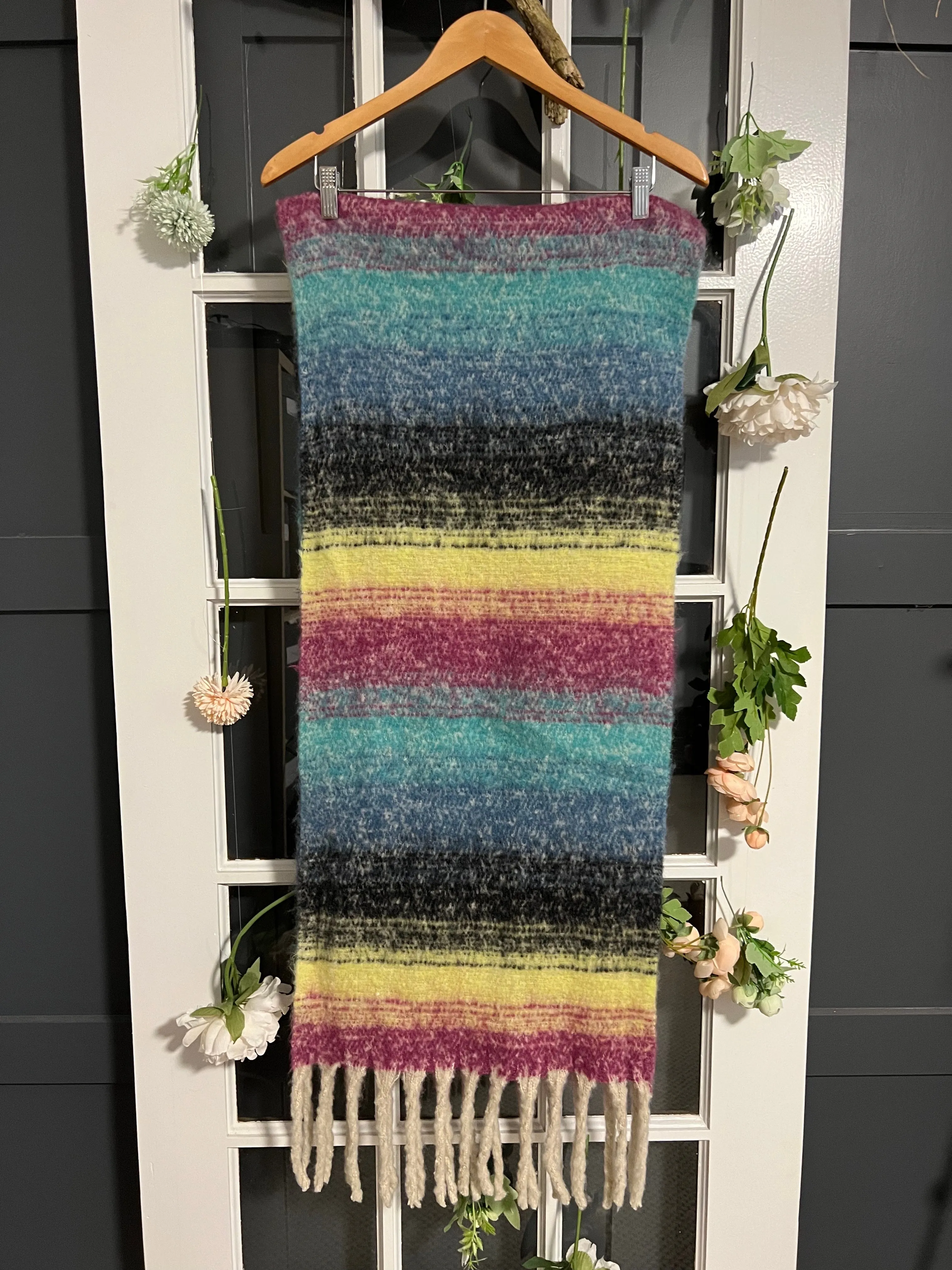 Penn. Multicoloured Scarf
